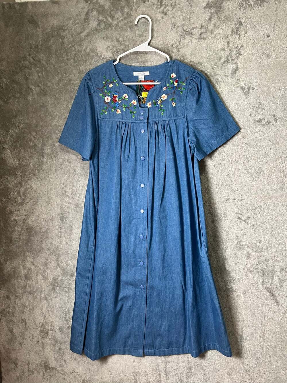 Go Softly Chambray Floral Embroidered Snap Front Patio House Dress Small New